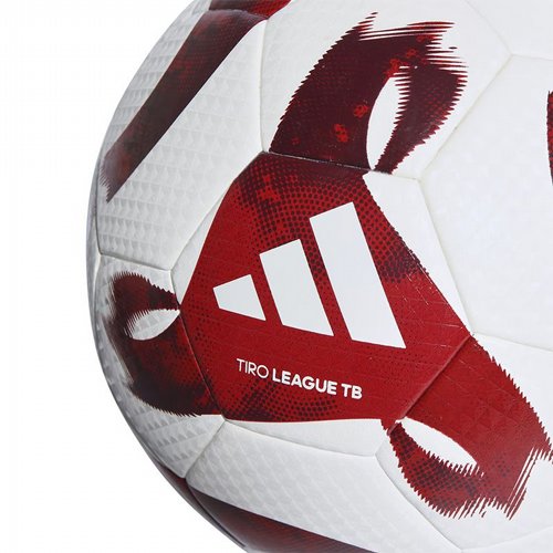 ����� �� ������ �� ������ Adidas Tiro League ������ ��� ������, ���� �� ����� ������� ������� ����� ������ �� ��� ����.